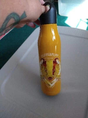Harry Potter Hufflepuff 22 oz Stainless Steel Double Wall Vacuum Water Bottle - Image 1 of 4