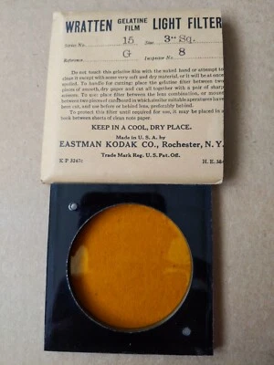 Eastman Kodak Wratten Gelatin Film Light Filter. C3 - Image 1 of 2