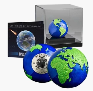 2022 Blue Marble Earth 3D 3oz .999 Solid Silver Coin ~ LIMITED MINTAGE & RARE - Picture 1 of 14