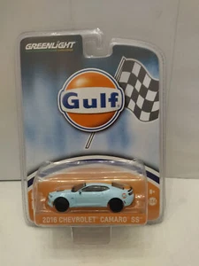 CHEVROLET CAMARO 2016 SS GULF 1:64 GREENLIGHT - Imagen 1 de 2