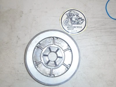 Honda VT 750 1983 Shadow embrague central A Foto 1 de 3