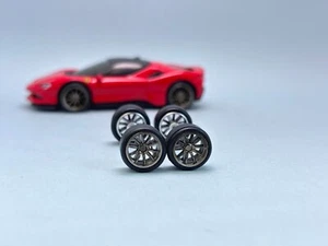 R111 Vernice personalizzata Candy Smoke Hotwheels 1/64 Real Rider# 10 raggi CE28 lunghezza 10 mm - Foto 1 di 6