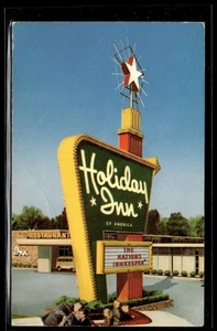 Holiday Inn Of Madison Wisconsin Post Card - Picture 1 of 2