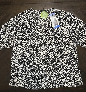 Well Worn Woman’s Blouse Black And White Large New - Picture 1 of 6