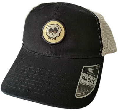 Sombrero de camionero ajustable no estructurado parche calavera coliseo para hombre Foto 1 de 4