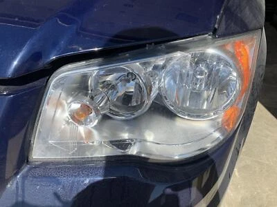 Conjunto de faros izquierdos usados se adapta a: Chrysler Town & Country 2014 exc. automático d Foto 1 de 4