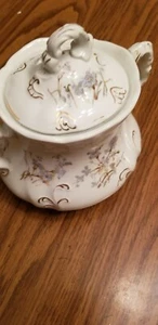 ANTIQUE JOHNSON BROS ENGLAND ROYAL SEMI PORCELAIN SUGAR BOWL WITH LID 6" - Picture 1 of 7