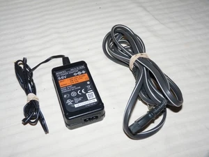 Sony AC Adapter 9.6v 0.8a  Adaptor AC-DL960 - Picture 1 of 3