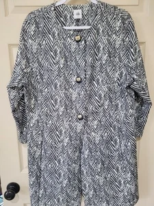 Cabi Short Knee Length Black And White Lightweight Coat, Unlined With 3 Cool... - Picture 1 of 4