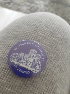 St Andrews Cathedral Inverness Vintage badge - Foto 1 di 2