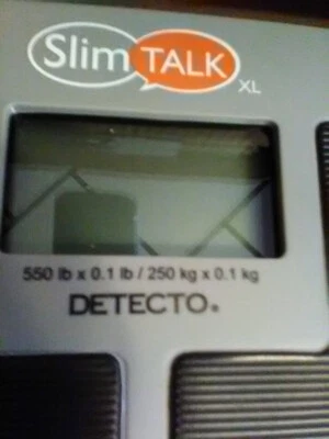 Báscula parlante Detecto SlimTalkXL salud en el hogar-550 lb de capacidad. INGLÉS Y ESPAÑOL. Foto 1 de 4
