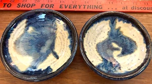 2 Hand Thrown Blue Tan Glazed Swirl Dish Bowls Studio Art Trinket Pottery Signed - Picture 1 of 7