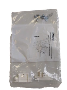 Hager U84T Isolierstücke 2 St. mit Schrauben, NEU,  MwSt, vom Fachhändler - Bild 1 von 1