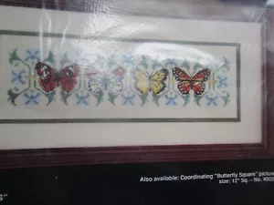 Kit punto croce contate farfalle #40036 (Bucilla) - Foto 1 di 2