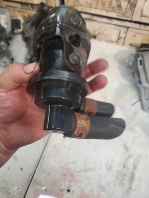 Bomba de agua auxiliar del motor CAMRY 2007 2011 TOYOTA híbrido calentador núcleo refrigeración Foto 1 de 4