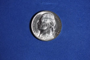 1945-P Jefferson Nickel #P32542 - Picture 1 of 2