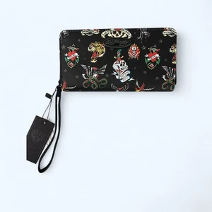 Ed Hardy Love Kills Slowly Zip Around Wallet Skulls NEW - Picture 1 of 3