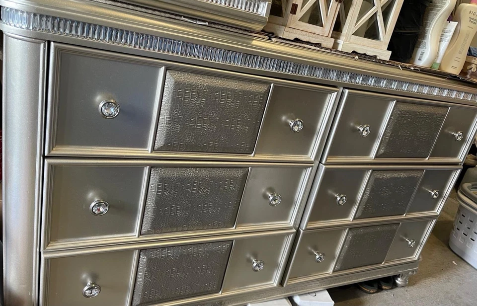 KING BED SET OF 3. PRICE IS NEGOTIABLE - Image 1 of 4