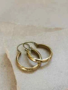 Breite Creolen 40 mm, Minimalistische breite Ohrringe, goldene Creolen aus Messi - Picture 1 of 6