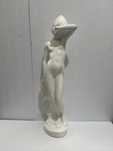 Seltene Akt Frau mit Stoffvorhang Keramik Statue 24,5" von Provincial Mold - Bild 1 von 9