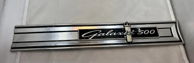 Ford Galaxy 500 1964 panel trasero derecho moldura/emblema Foto 1 de 4