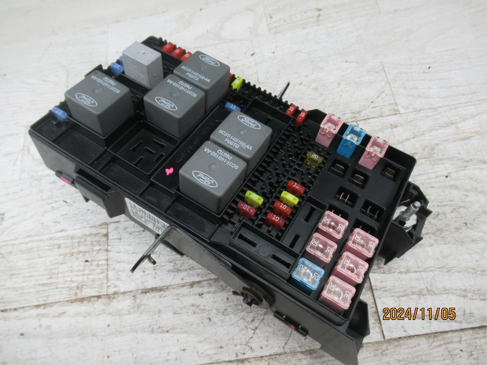 05-07 FORD F250 F350 6,0 л дизельный сверхпрочный предохранитель впрыск BCM 6C3T-14A067-BD - Изображение 1 из 4