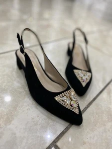 Scarpe Donna DECOLLETE' CHANEL Nero Tacco Basso Con Applicazioni Swarovski - Foto 1 di 2