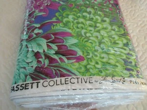 Kaffe Fassett Cotton Fabric 1 FQ Green Japanese Chrysanthemum Lg Floral Print - Picture 1 of 8