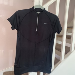 camiseta retro nike