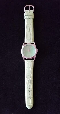NIB Gossip Silver Tone Watch GSP514C Green Dial & Leather Band 5.5"-7" New Batt. - Image 1 of 4