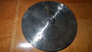 90's WUHAN CHINA CYMBAL - HAND HAMMERED - 18 " - Picture 1 of 9