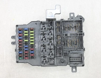 NEW OEM Honda Fuse & Relay Box Assembly 38200-SHJ-A24 Honda Odyssey EX 2008-2010 - Image 1 of 4