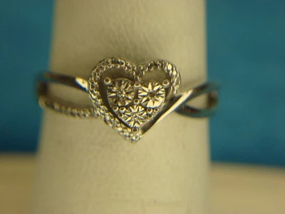 STERLING SILVER HEART RING WITH GENUINE ACCENT DIAMONDS - SIZE 7 - Image 1 of 4