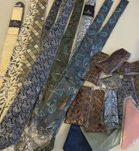 Joblot Men’s Accessories 12 Pocket Square 3 Bow Ties, 10 Ties Brand New 25 Items - Picture 1 of 14