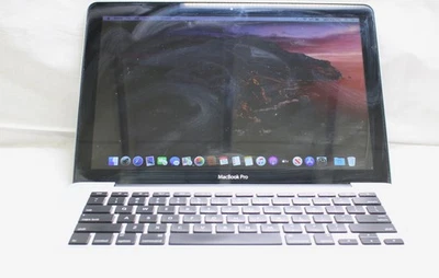 Apple MacBook Pro (MD101LL/A)Intel i5-3210M 2.5GHz - 4GB RAM - 500GB HD - Laptop - Image 1 of 4