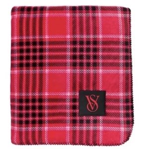 Victoria’s secret fleece blanket Cozy Soft Sherpa  in Red Black Plaid 50x60 NEW - Picture 1 of 3