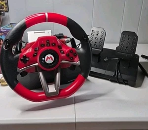 Hori NSW-228U Mario Kart Racing Wheel & Pedale für Nintendo Switch - Bild 1 von 6