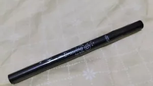 Drawing Eyebrow - Picture 1 of 1