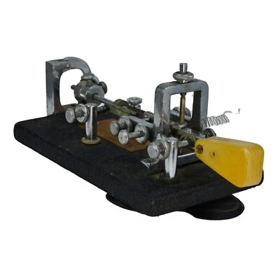 Vibroplex Bug and Case dates to 1943 according to the WW7P serial number guide. - Image 1 of 4