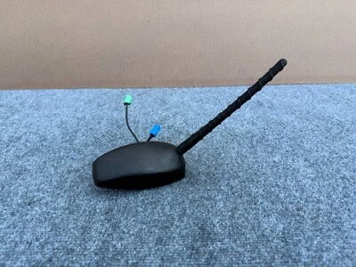 INFINITI FX35 FX37 FX50 09-17 OEM AM FM RADIO ESTÉREO TECHO ANTENA TIBURÓN (NEGRO) Foto 1 de 4