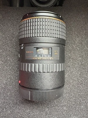 Tokina 100mm AT-X Pro f2.8 Macro Lens Canon EF - Image 1 of 4