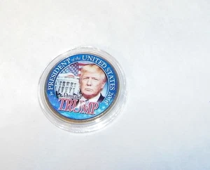 Donald J Trump Commander & Chief 45th President Gold Tone Photo Coin 2016 NEU - Bild 1 von 4