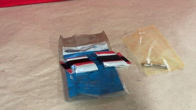 Ford Galaxie 500 Ltd 1971 par de molduras laterales de cuarto diestro y derecho Foto 1 de 4