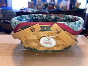 Longaberger 2004 Christmas Tree Trimming Red Gumdrop basket w liner & protector - Bild 1 von 12