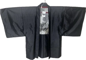 Japanese Men’s Silk Haori with Falcon & Castle, Inner Artwork, Vintage Handmade - Picture 1 of 9