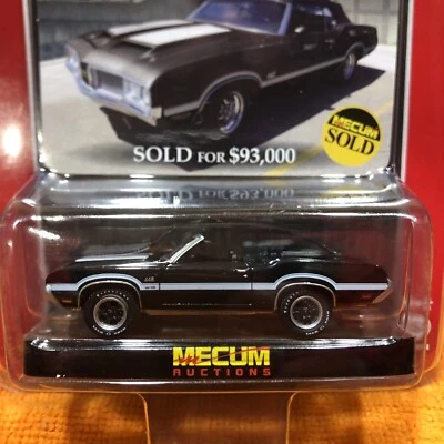 2011 Greenlight 70 Oldsmobile 442 W-30 1/64 Adult Colletible Black - Image 1 of 4