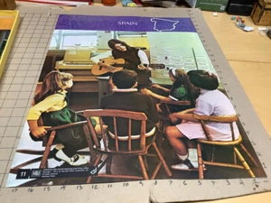 original 1971 poster: concepts & values #11: SPAIN - Kindergarten class - Picture 1 of 4
