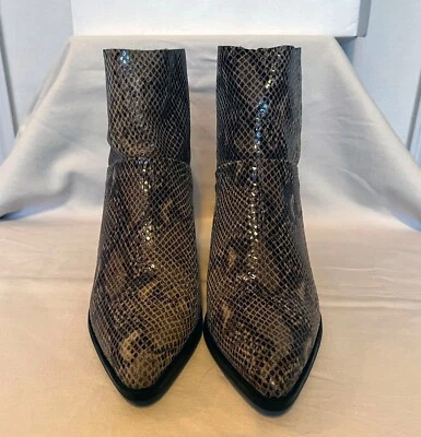 Botín de cuero con estampado de piel de serpiente Top Shop 7,5 M Foto 1 de 4