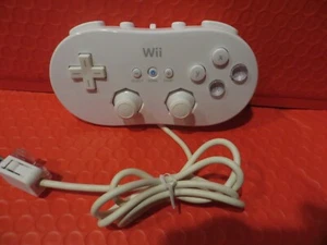 NEW Official Nintendo Wii Classic Controller pad White RVL-005 UNUSED BRAND NEW - Picture 1 of 4