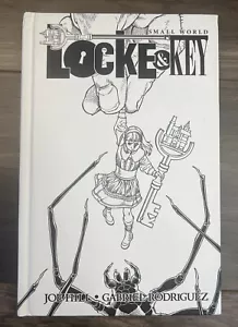 LOCKE & KEY (2016) SMALL WORLD SDCAG B&W variante copertina rigida IDW 1° stampa - Foto 1 di 3